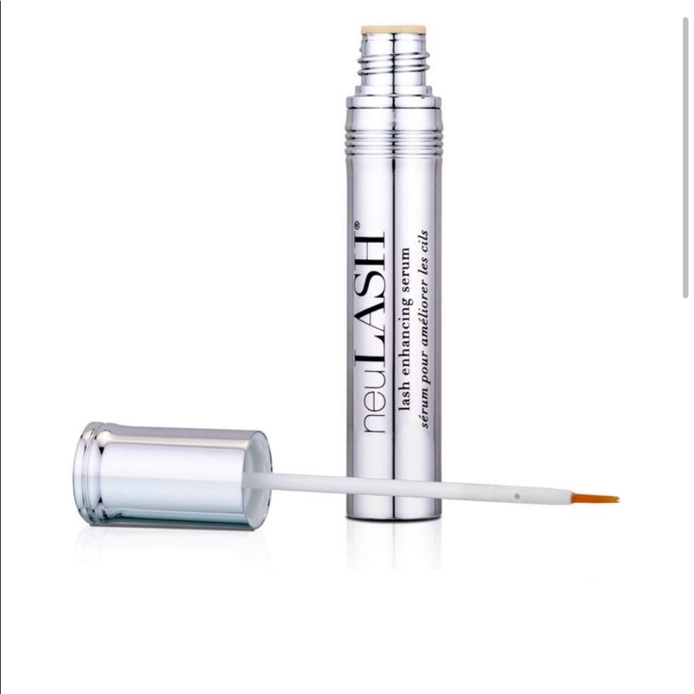 Neulash lash enhancing serum
